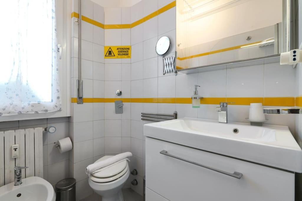 Appartement Primopiano - Clitumno à Milan Extérieur photo