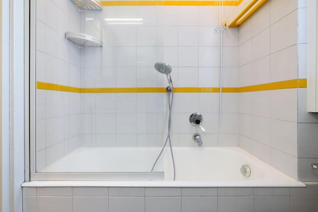 Appartement Primopiano - Clitumno à Milan Extérieur photo
