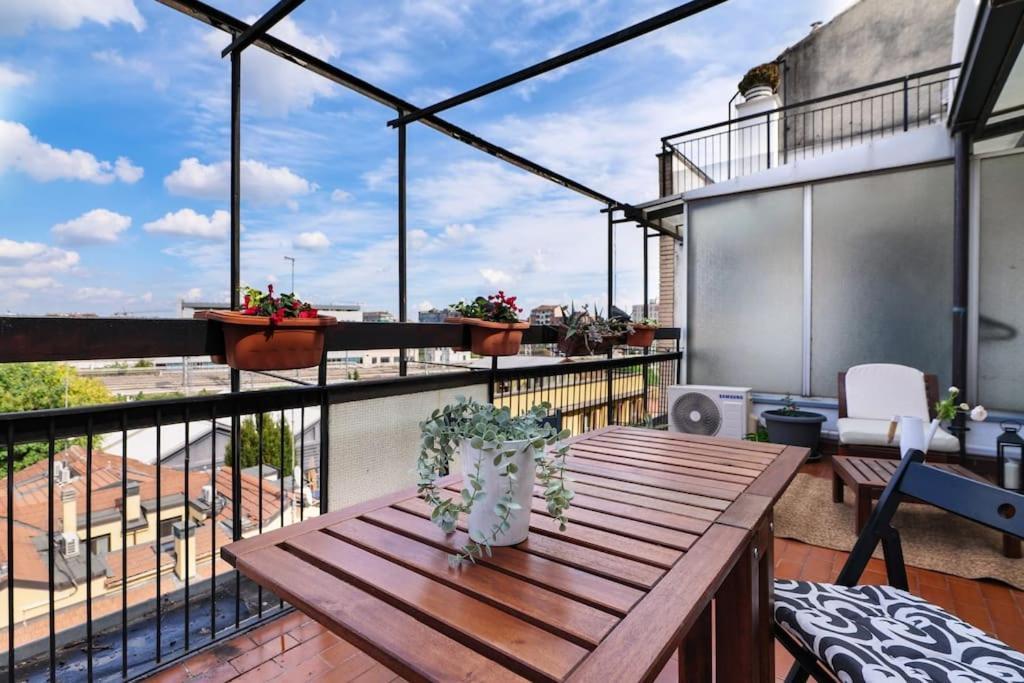 Appartement Primopiano - Clitumno à Milan Extérieur photo